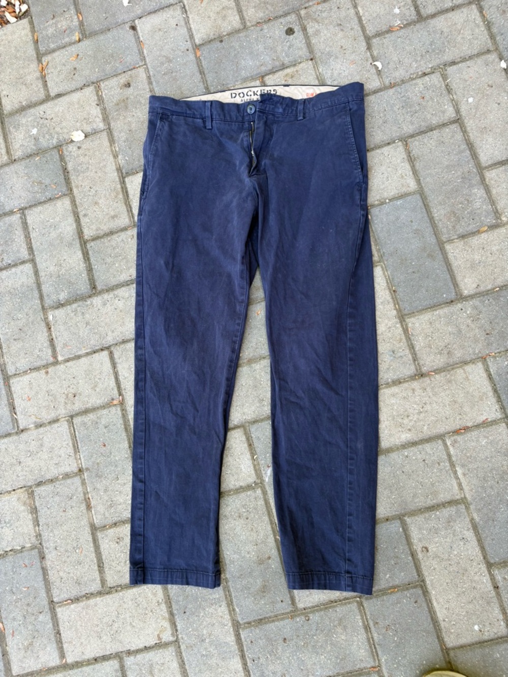 Dockers Alpha Khaki Slim Fit - 32x29